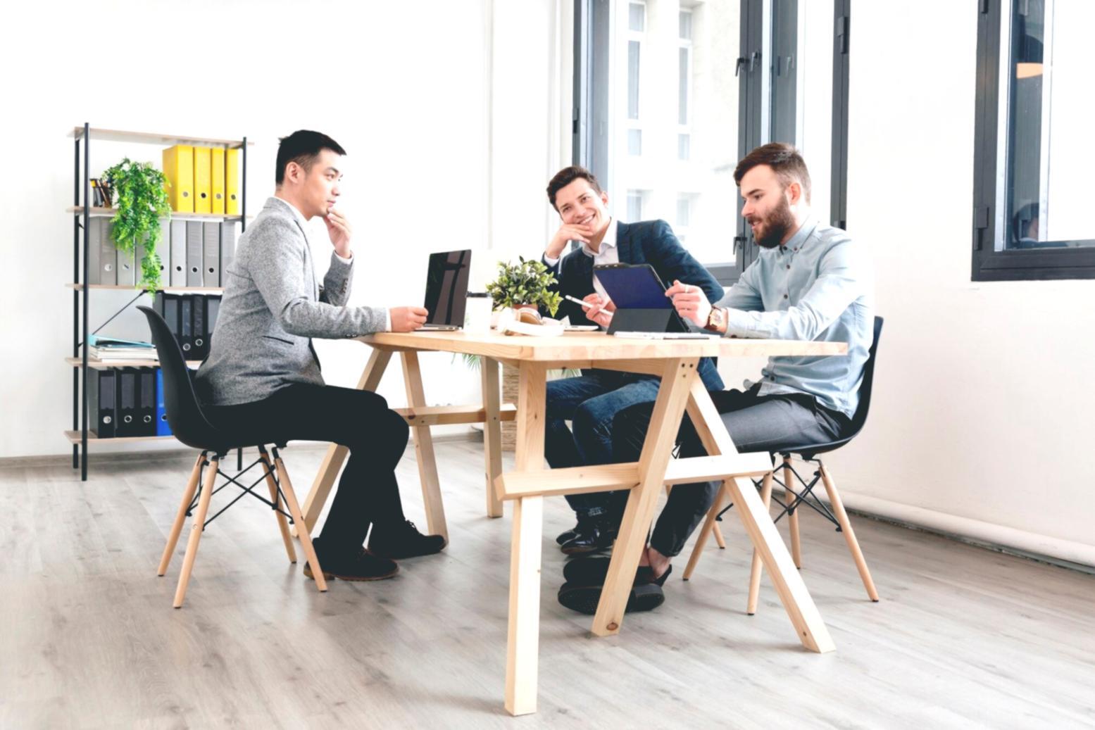 Real-time market data analysis showing Asian session trading patterns