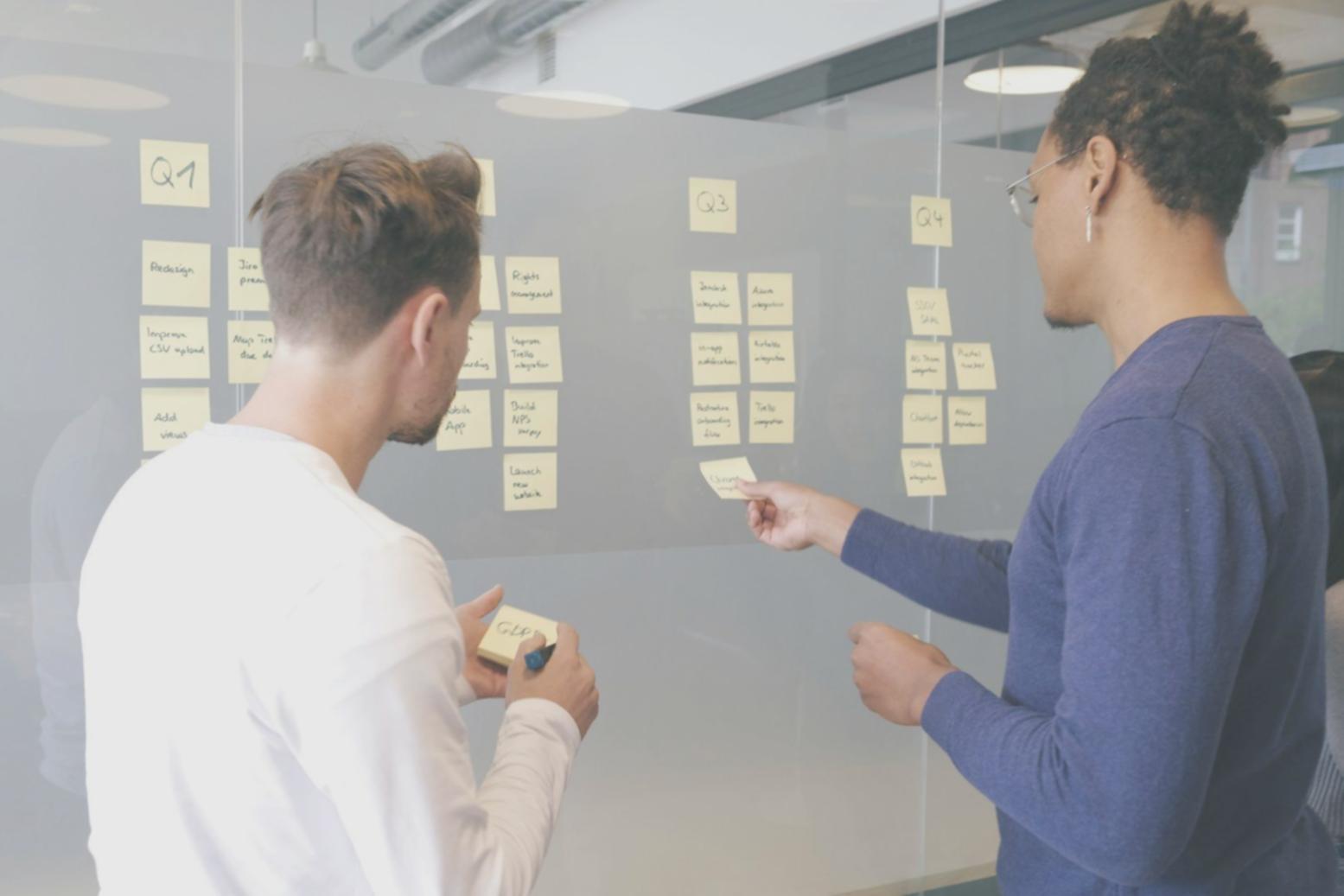 Professional trading analysis session showing market data and educational materials for global trading sessions